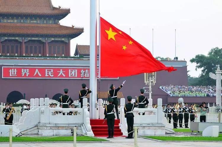 贵阳一居民楼发生火灾!